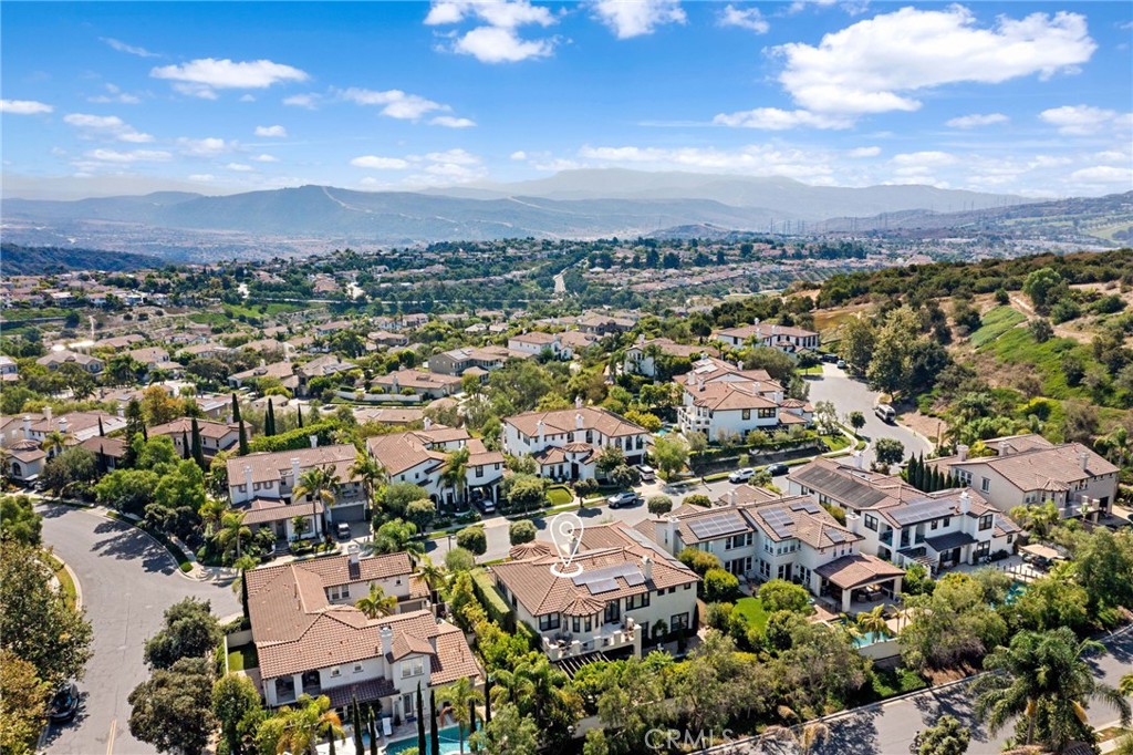 MLS #OC25273248 image #51