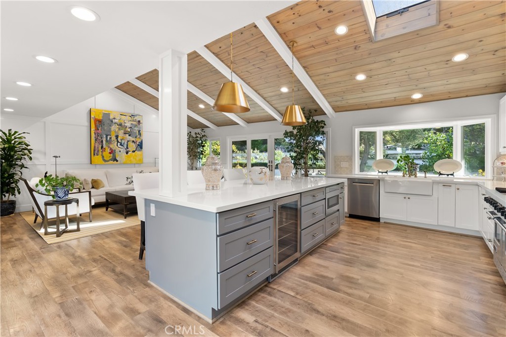 MLS #OC25273282 image #12