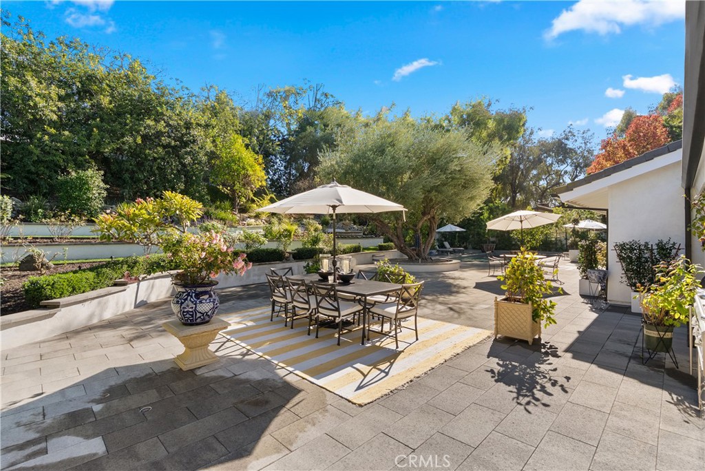 MLS #OC25273282 image #23