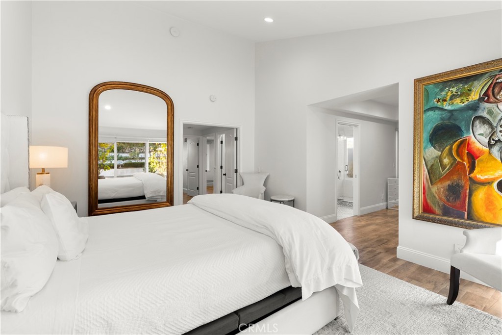 MLS #OC25273282 image #33