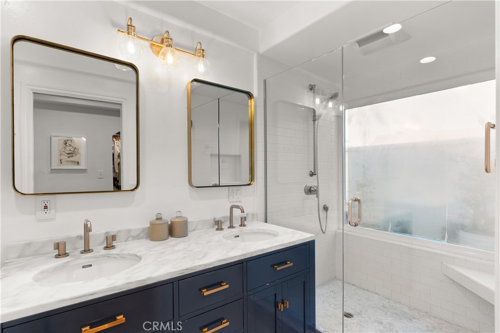 MLS #OC25273282 image #34