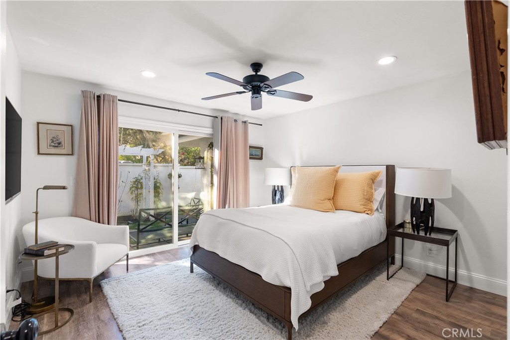 MLS #OC25273282 image #39