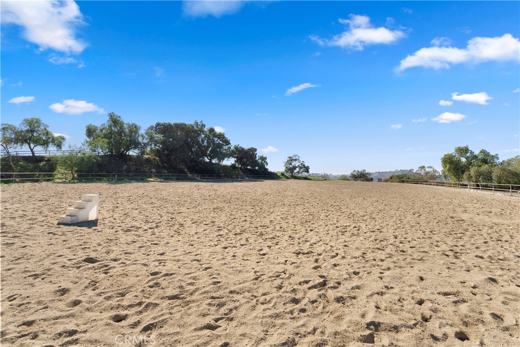 MLS #OC25273282 image #43