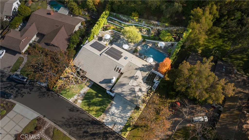 MLS #OC25273282 image #48