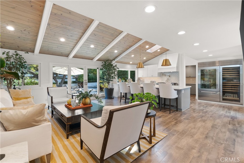 MLS #OC25273282 image #5