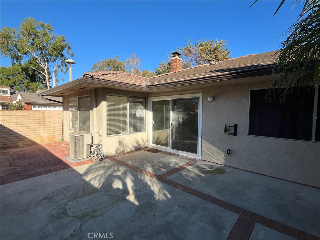 MLS #OC25273287 image #13