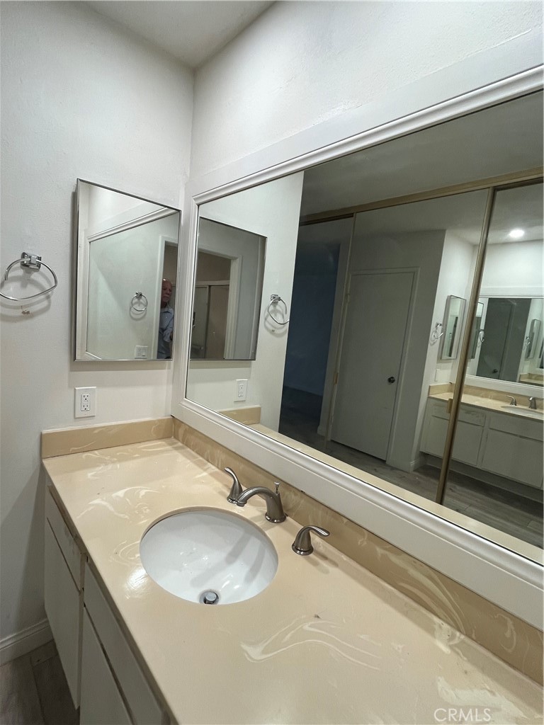 MLS #OC25273287 image #18