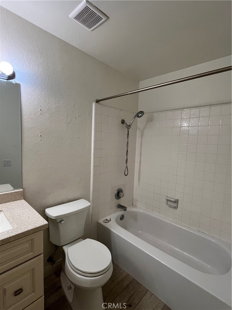 MLS #OC25273287 image #24