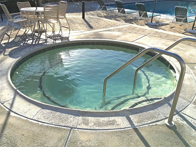 MLS #OC25273287 image #37