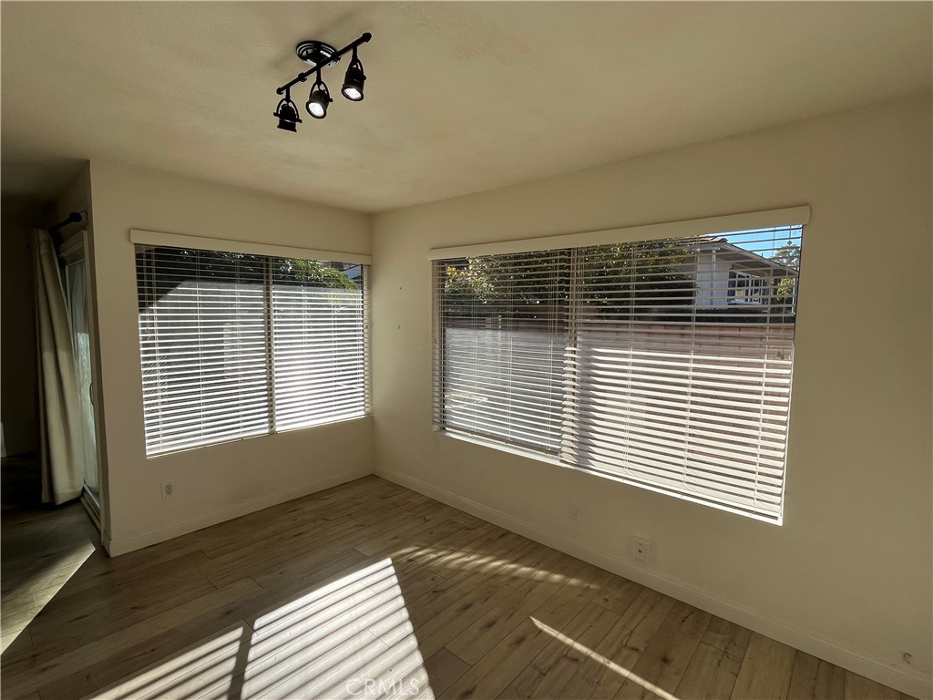 MLS #OC25273287 image #7