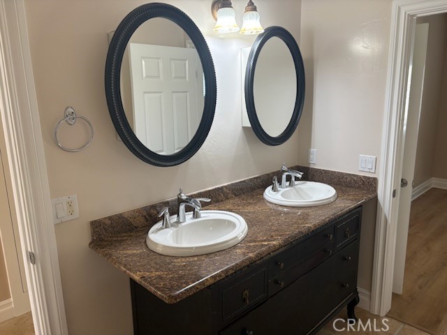 MLS #OC25273289 image #10