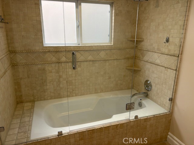 MLS #OC25273289 image #9