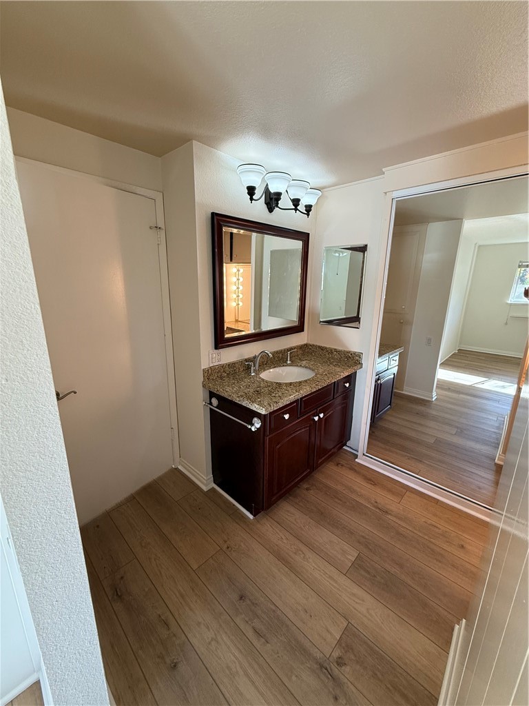 MLS #OC25273310 image #11