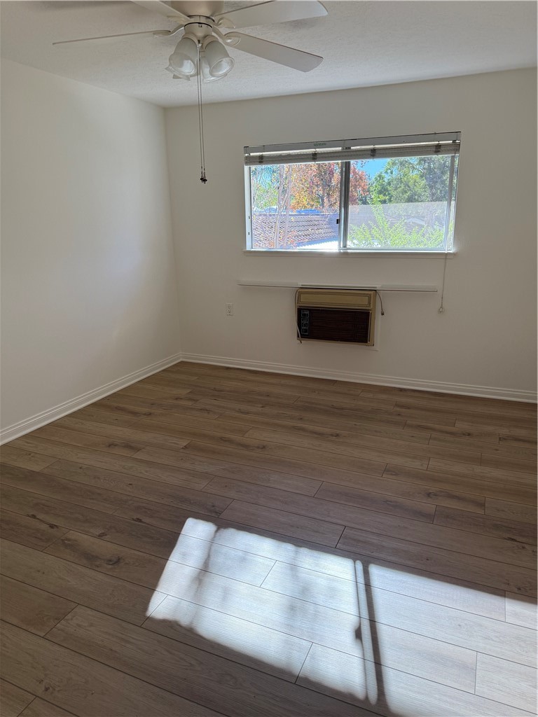 MLS #OC25273310 image #9