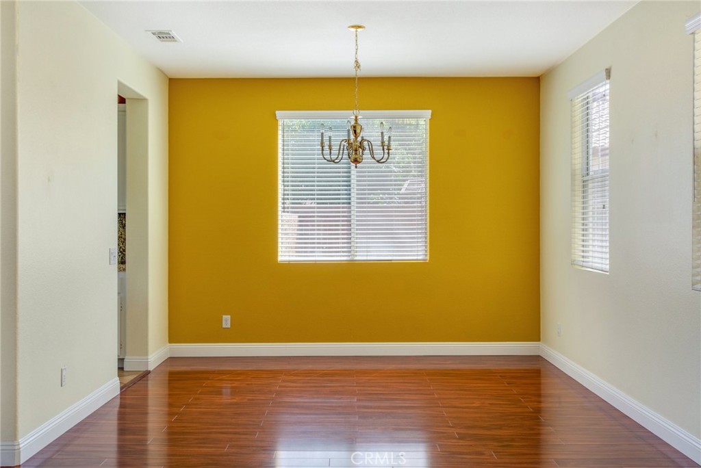 MLS #OC25273330 image #19