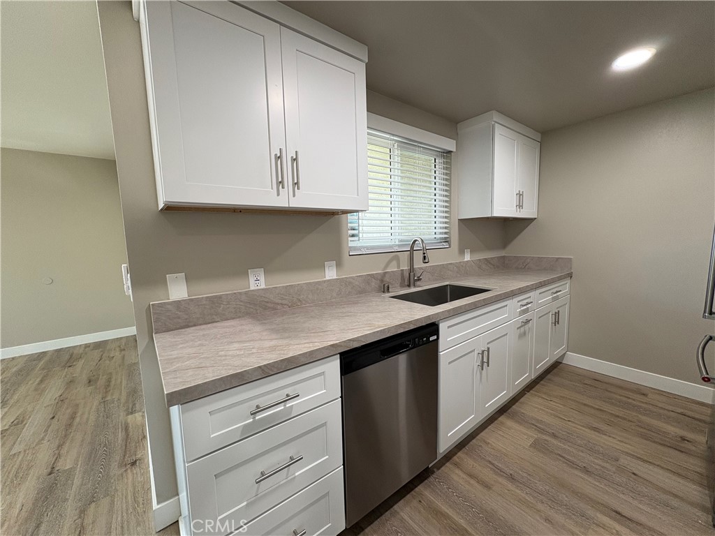 MLS #OC25273347 image #2