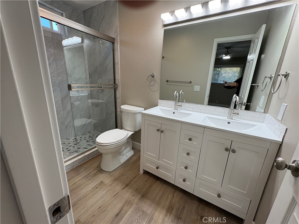 MLS #OC25273347 image #25