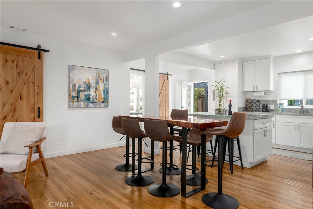 MLS #OC25273367 image #9