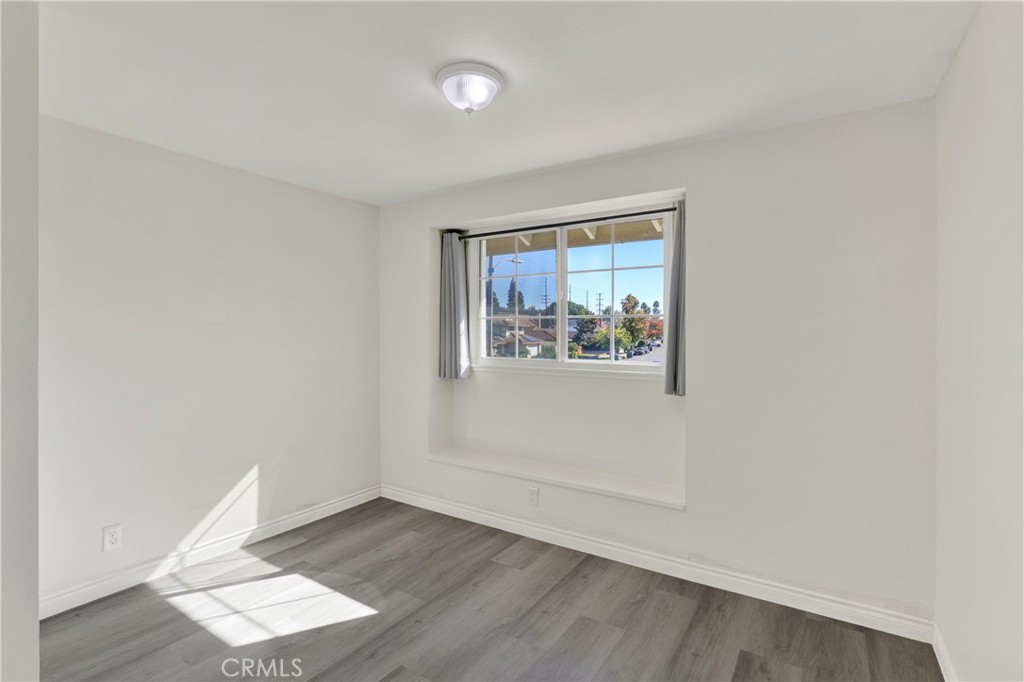 MLS #OC25273384 image #18