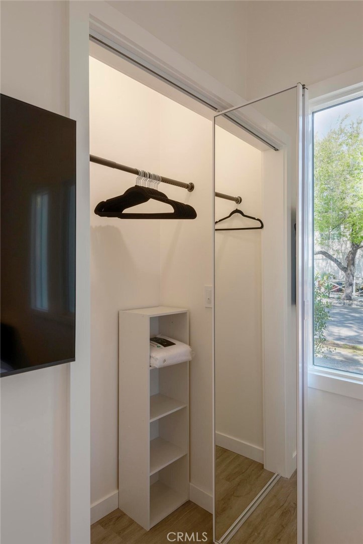 MLS #OC25273391 image #22