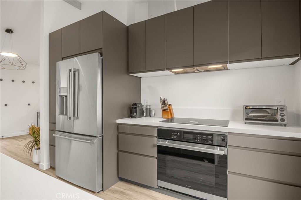 MLS #OC25273391 image #7