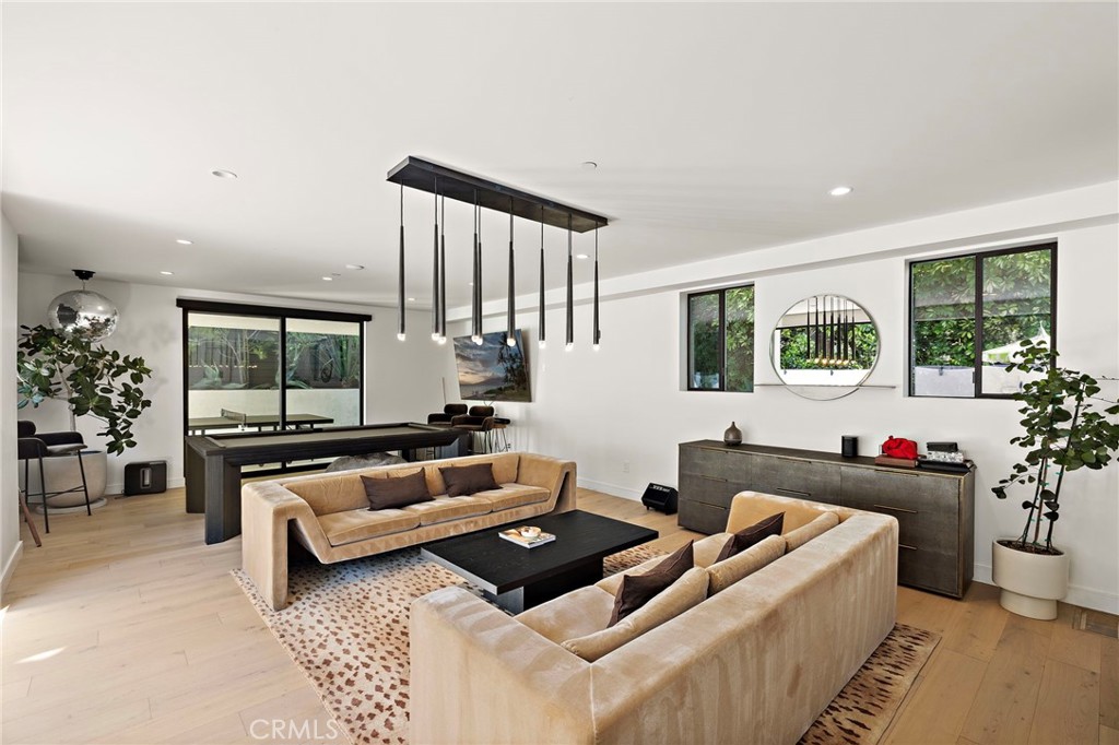 MLS #OC25273393 image #5