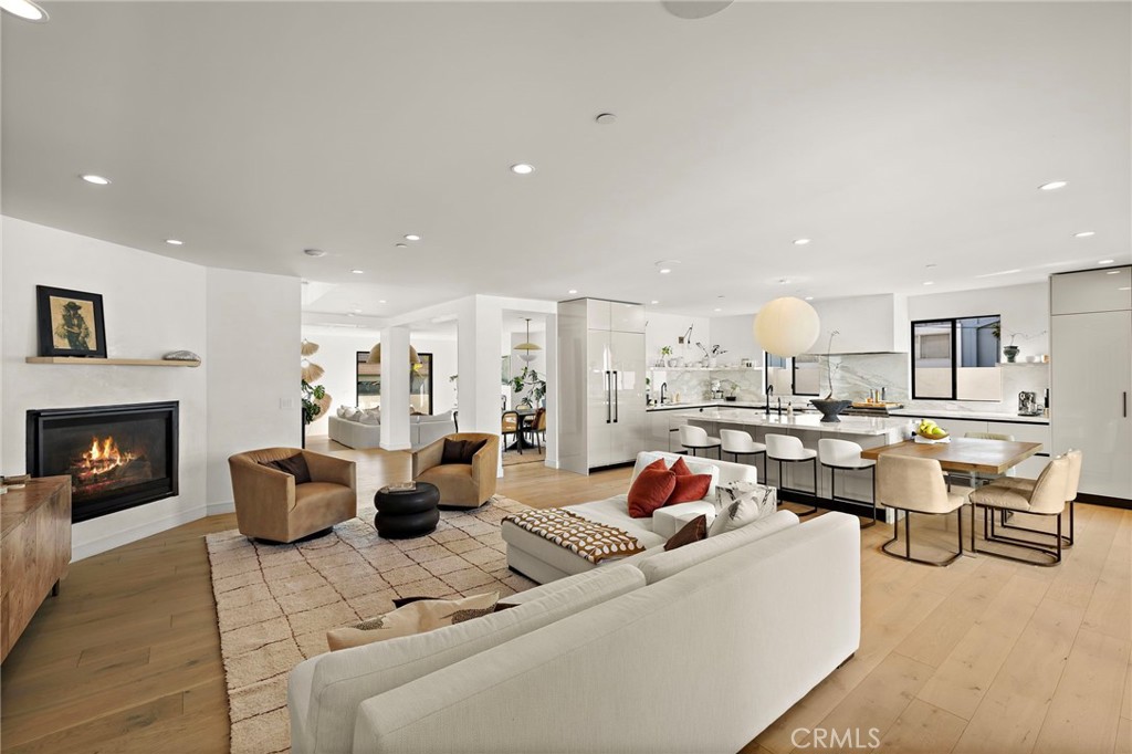 MLS #OC25273393 image #6