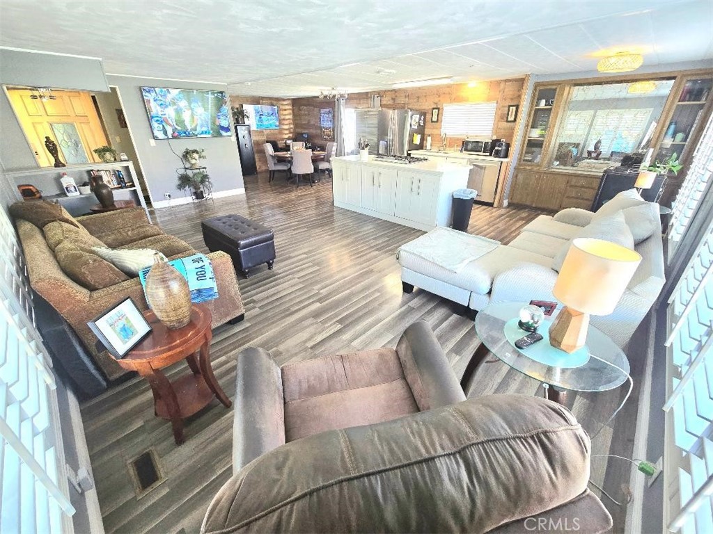 MLS #OC25273407 image #3