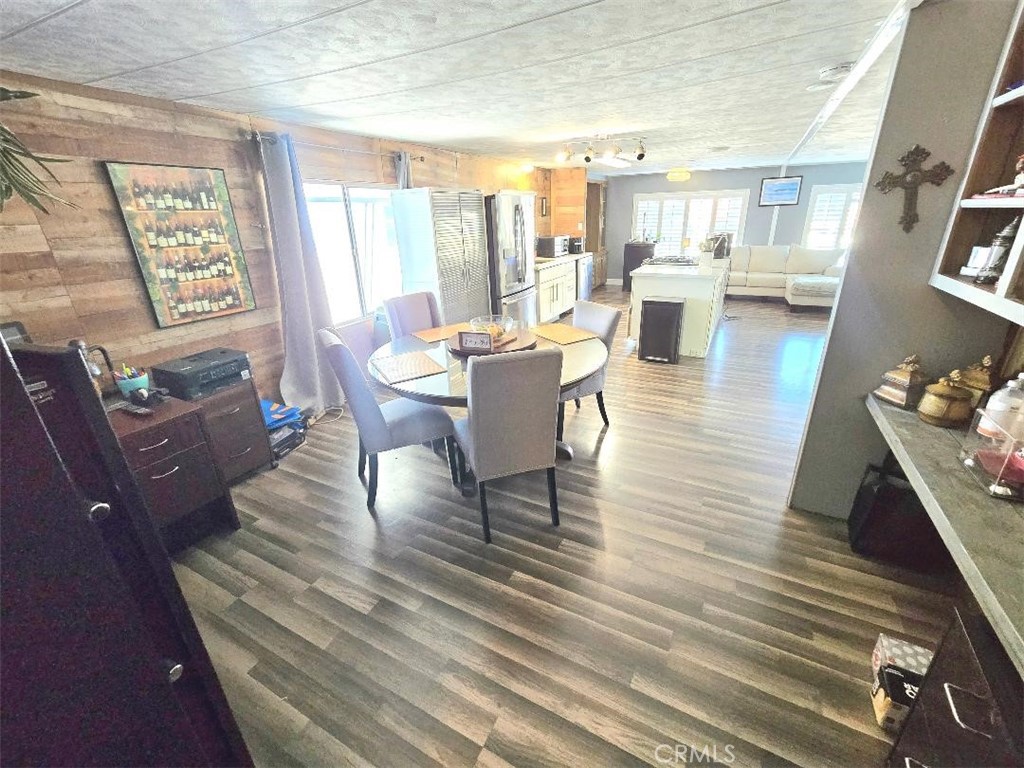 MLS #OC25273407 image #6