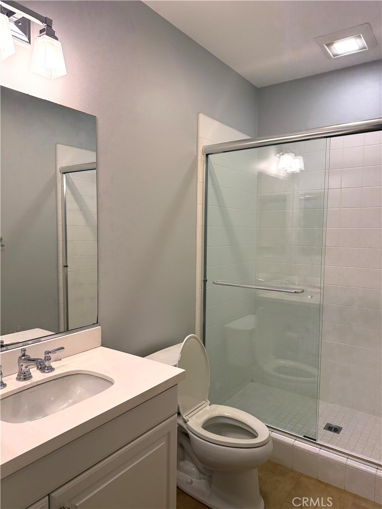 MLS #OC25273423 image #3