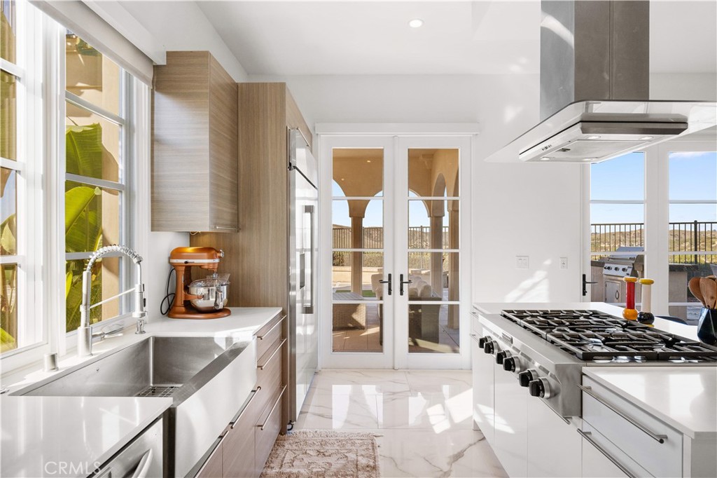 MLS #OC25273449 image #11