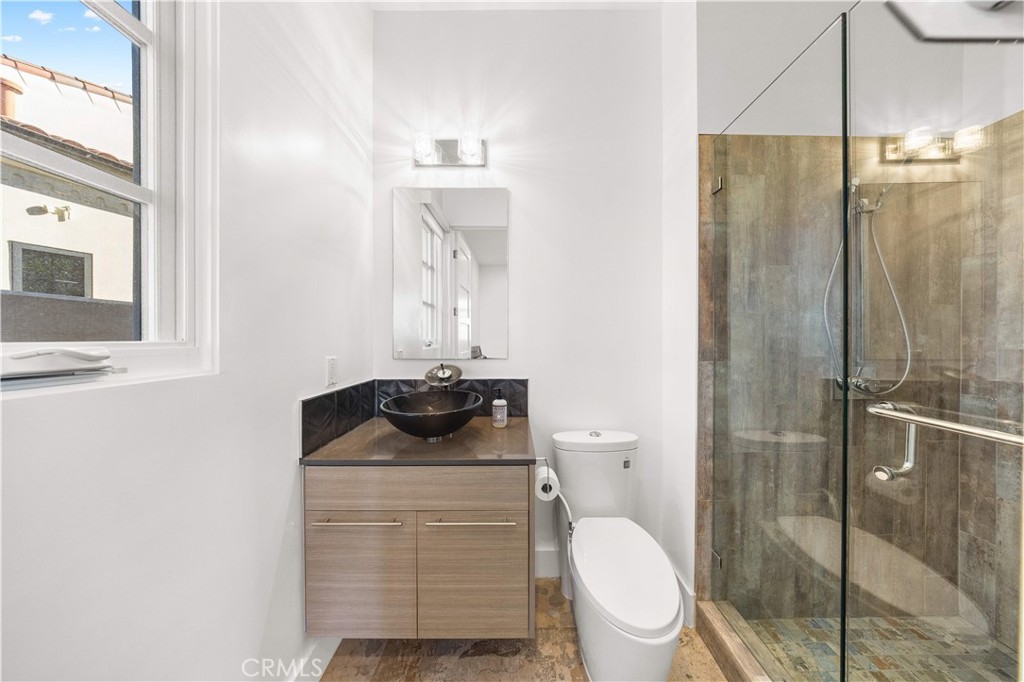 MLS #OC25273449 image #19