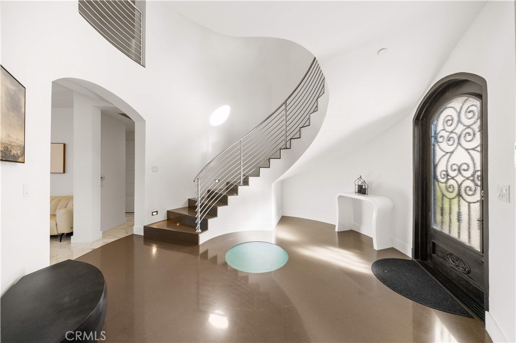 MLS #OC25273449 image #4