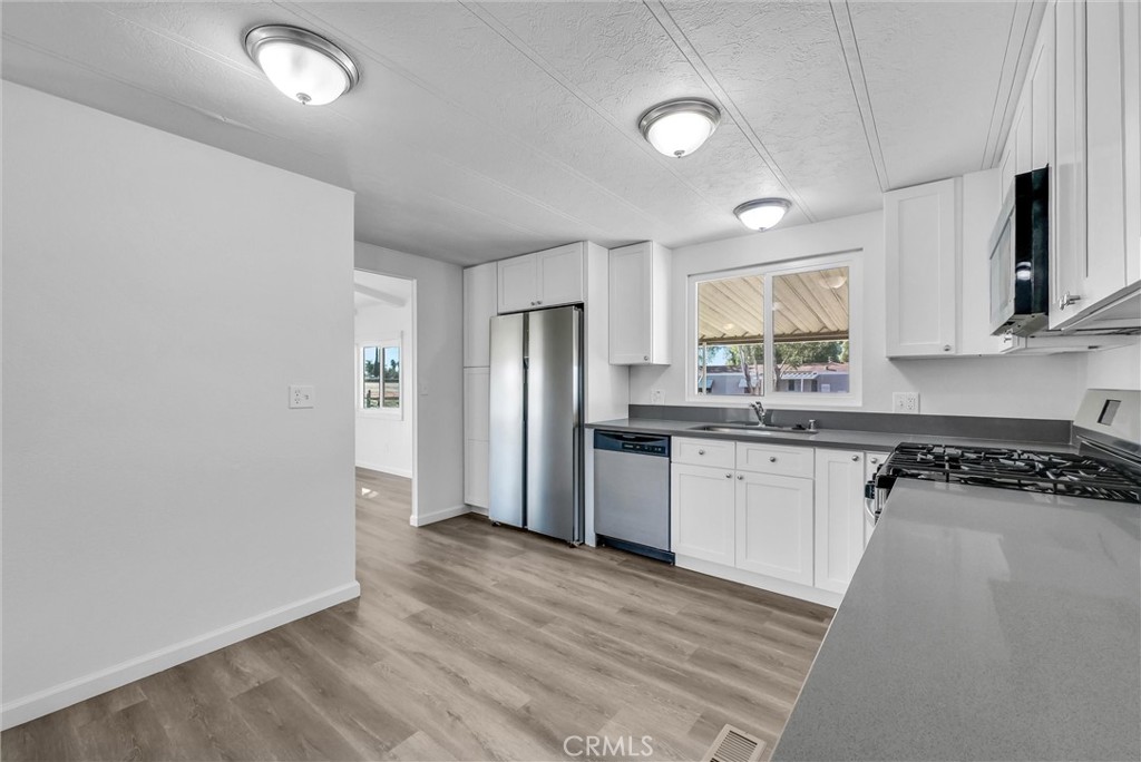 MLS #OC25273469 image #19