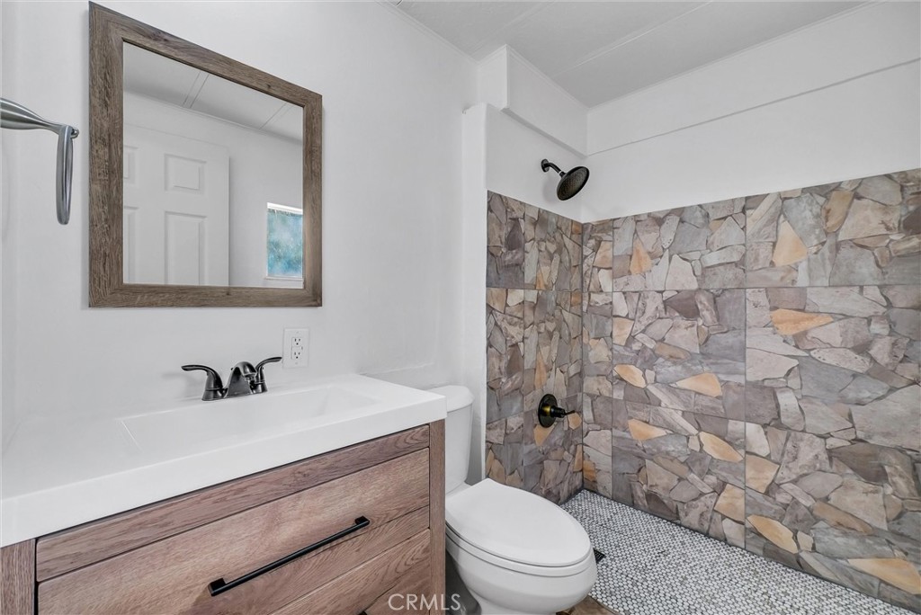 MLS #OC25273469 image #36