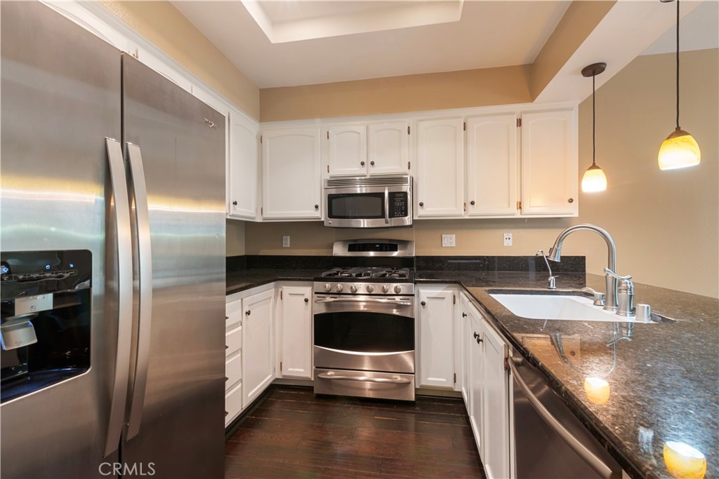 MLS #OC25273486 image #10