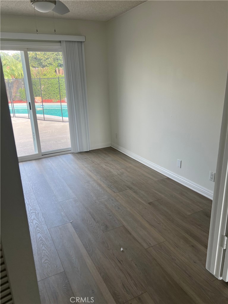 MLS #OC25273490 image #3