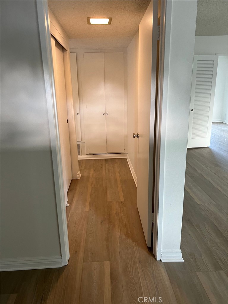 MLS #OC25273490 image #37