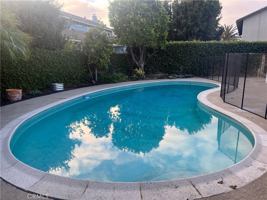 MLS #OC25273490 image #40