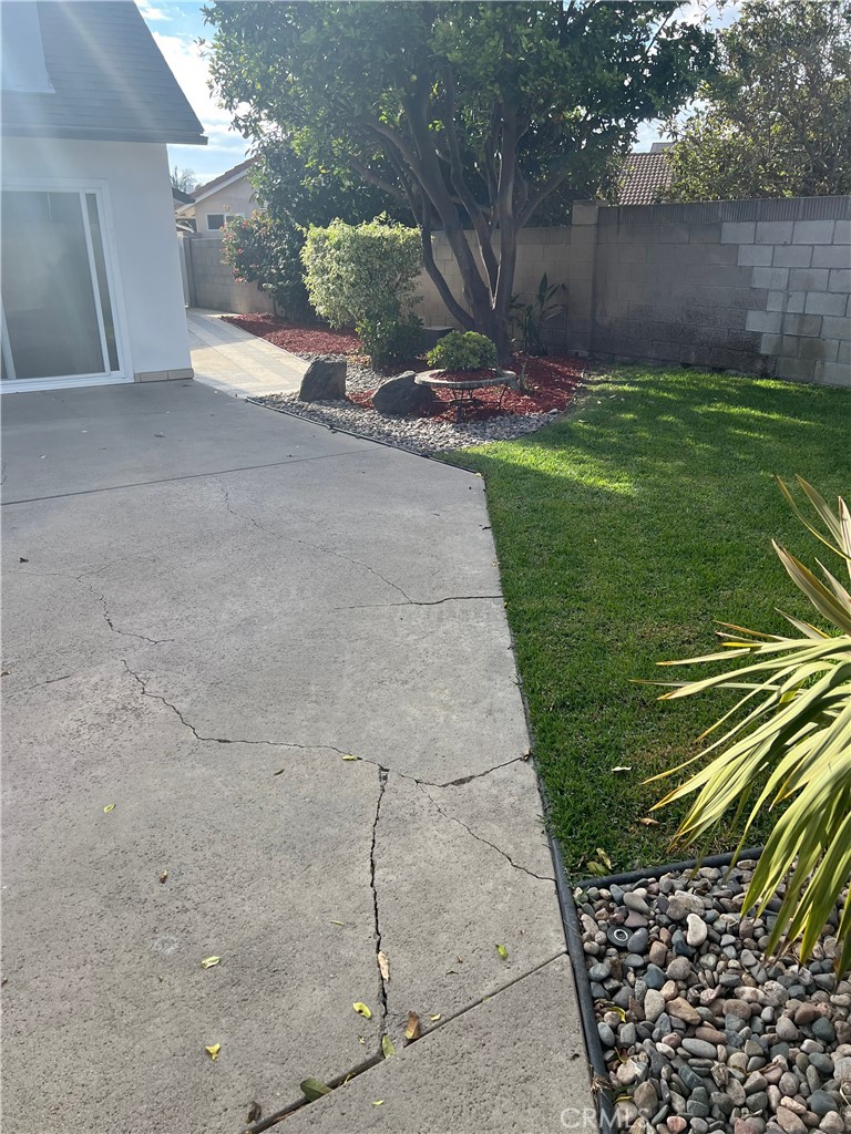 MLS #OC25273490 image #42