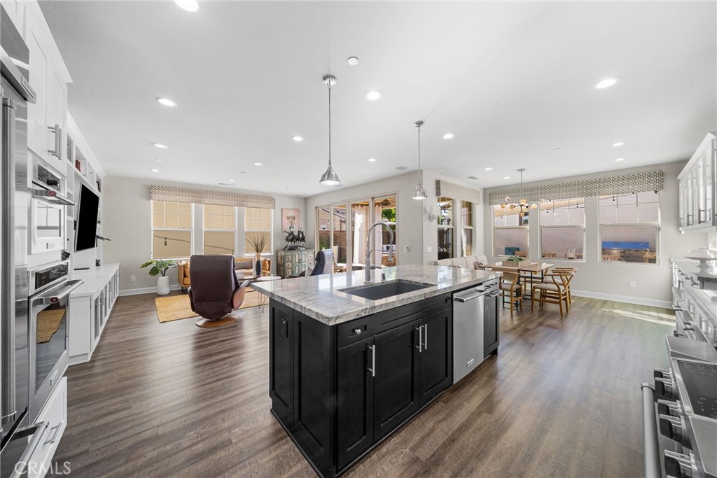 MLS #OC25273581 image #12