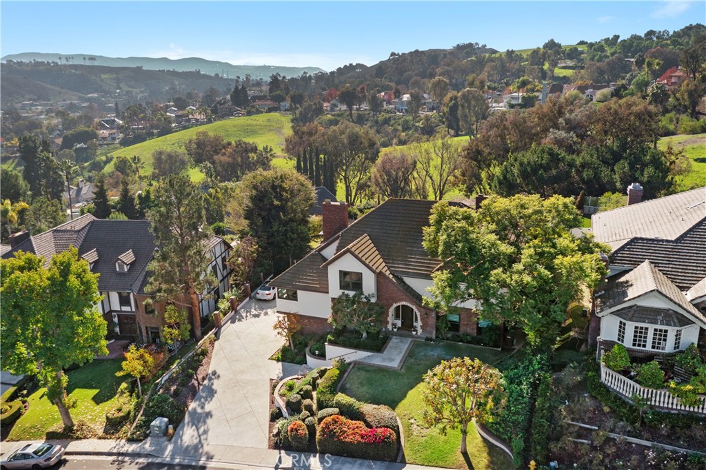 MLS #OC25273588 image #22