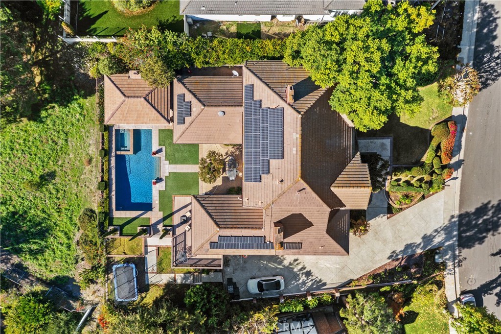 MLS #OC25273588 image #24