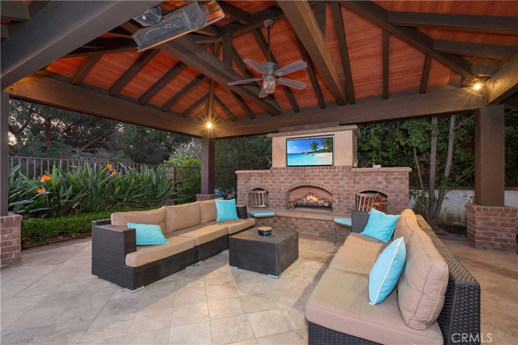 MLS #OC25273588 image #29