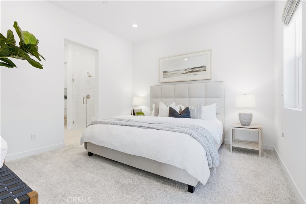 MLS #OC25273648 image #10