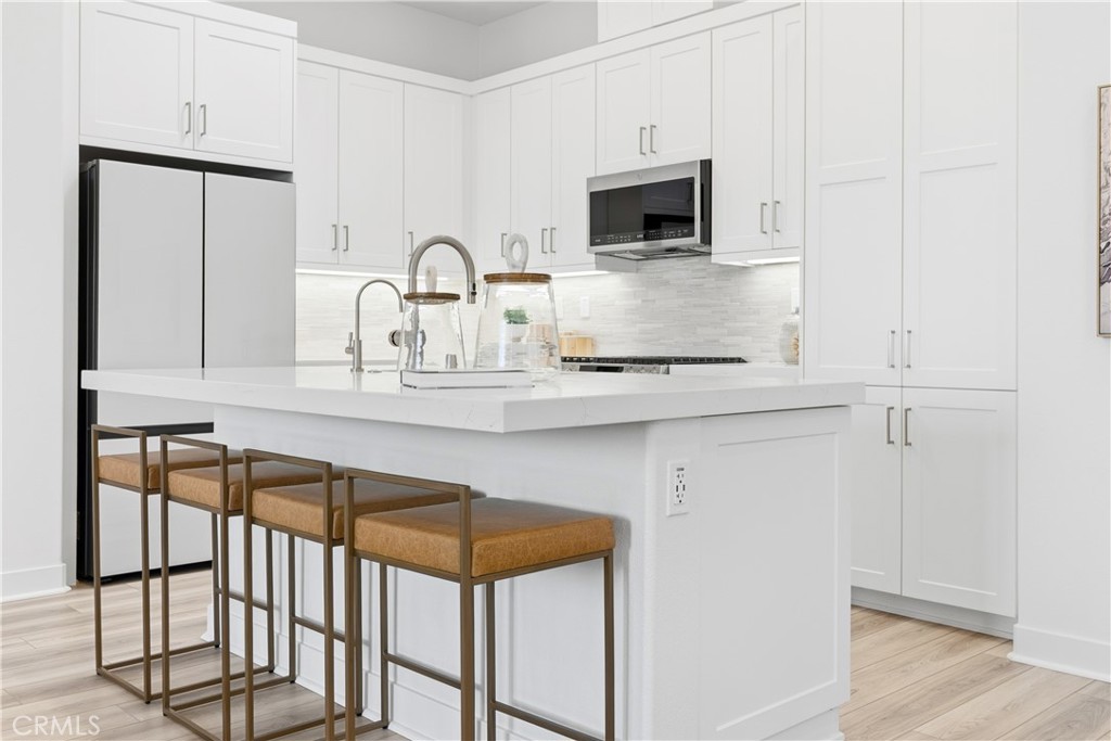 MLS #OC25273648 image #3