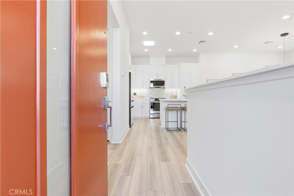 MLS #OC25273648 image #34