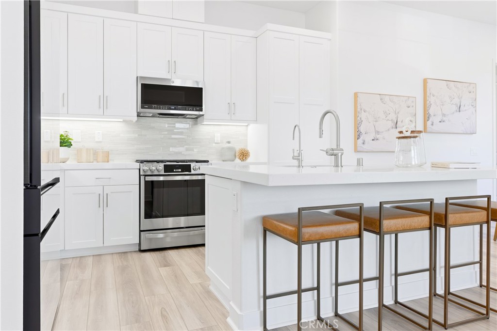 MLS #OC25273648 image #4