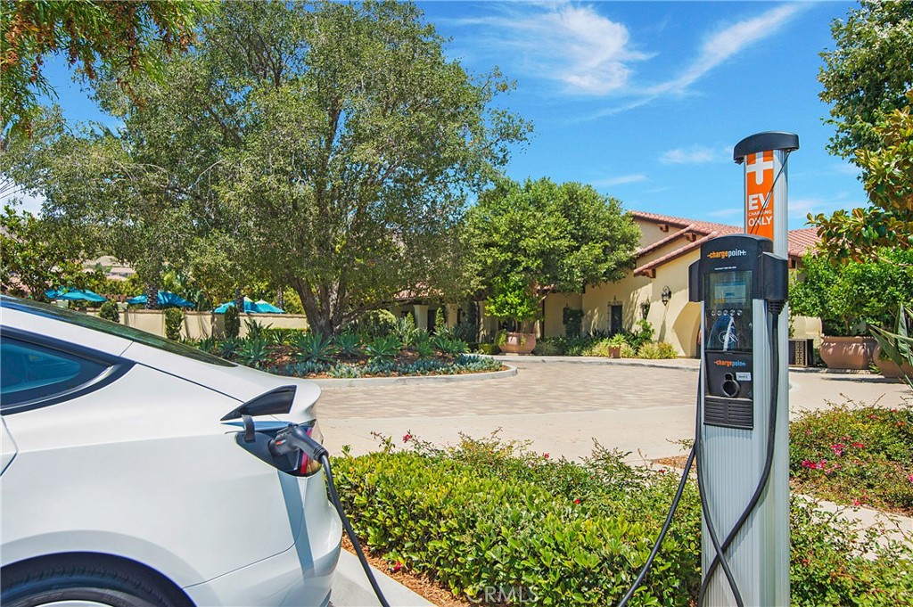 MLS #OC25273648 image #41