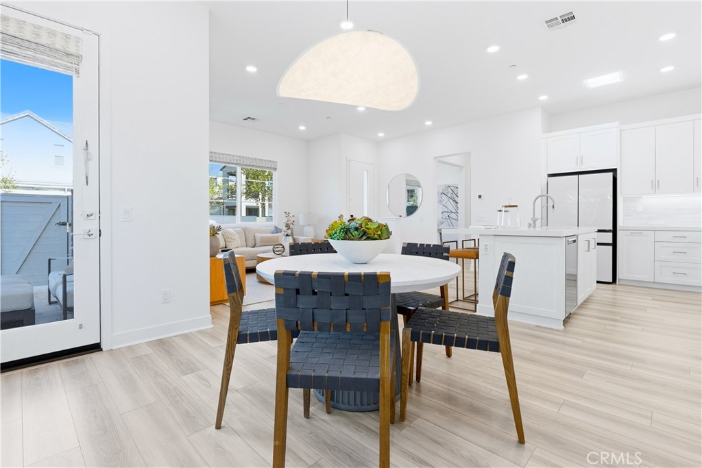 MLS #OC25273648 image #6